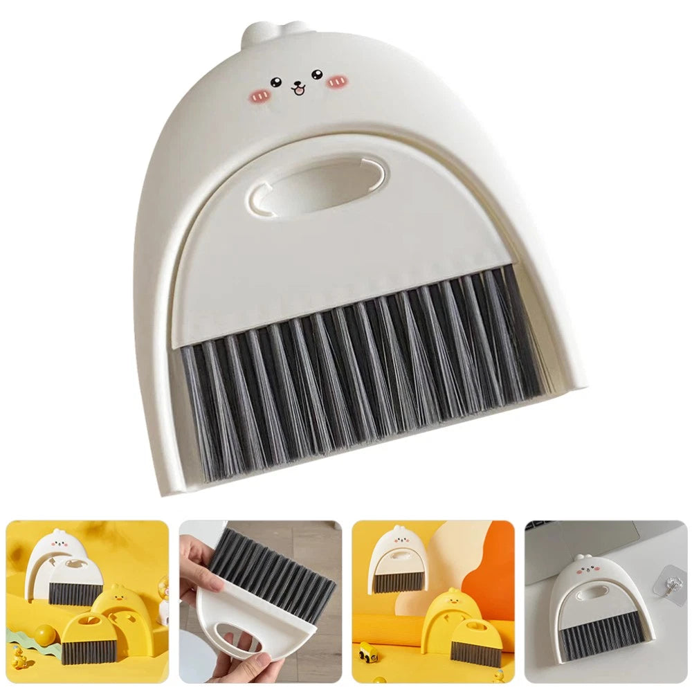 1 Set of Desktop Cleaning Broom And Dustpan Portable Mini Dustpan Lovely Cartoon