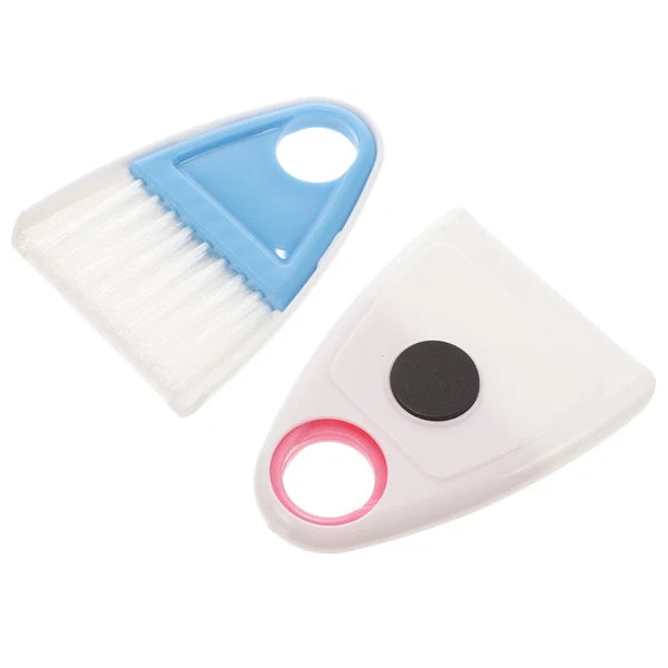 2 Sets Cleaning and Sweeping Dad Bridegroom Desktop Mini Broom Dustpan