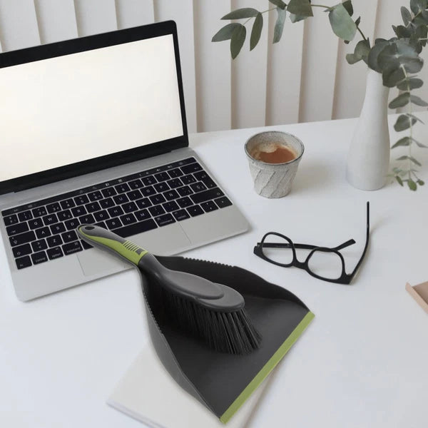 1 Set of Small Broom and Dustpan Practical Home Cleaner Household Cleaning Tool