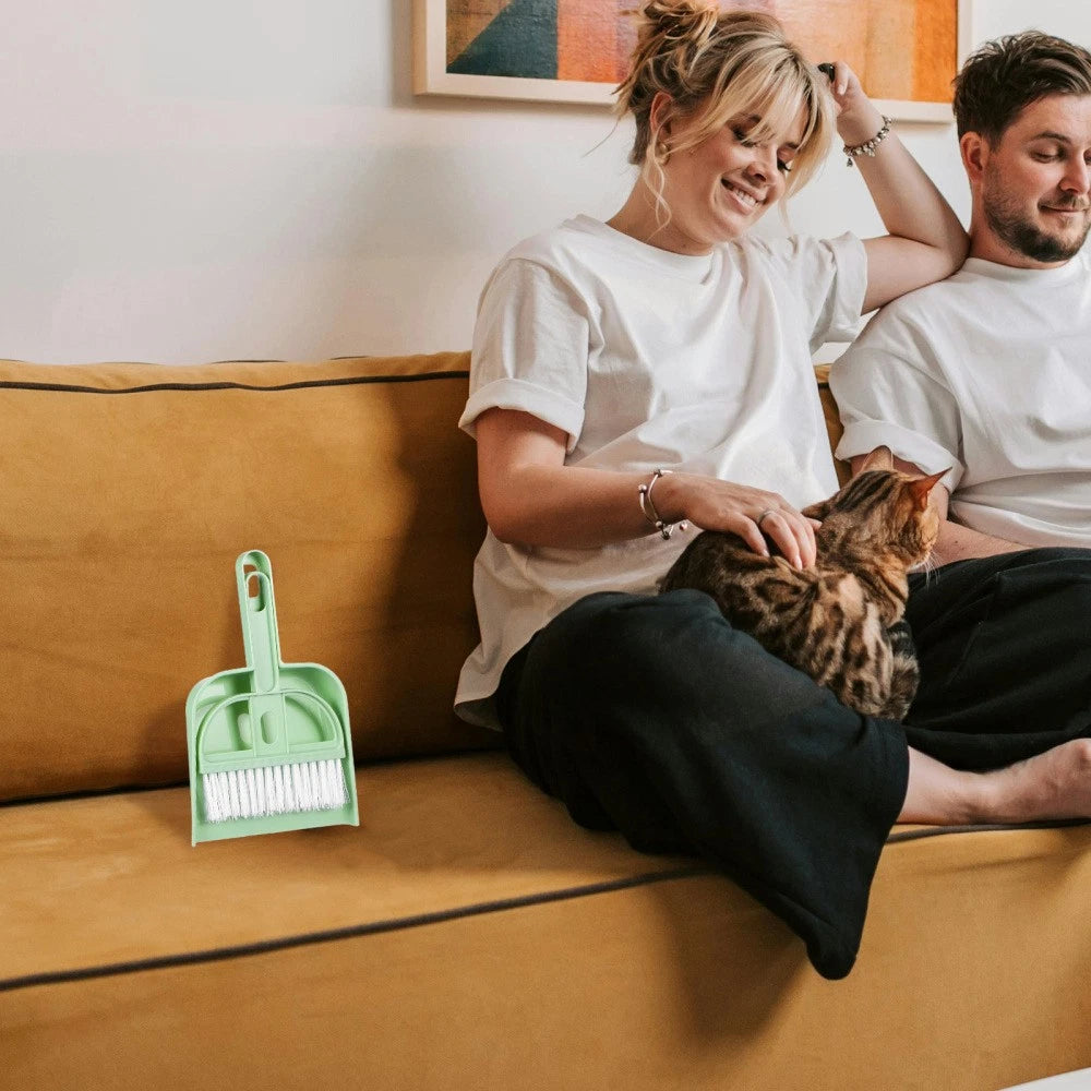 Small Broom Set Multi-function Cleaning Dustpan Hamster Cage Tools